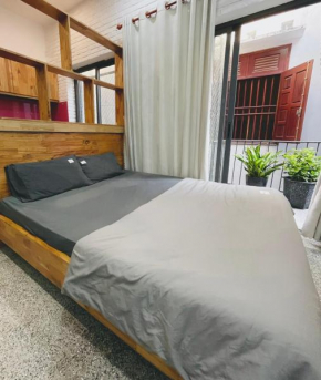 Ami Foreign Center Da Nang Vintage Room - Large Windows, Have balcony & Use Terrace